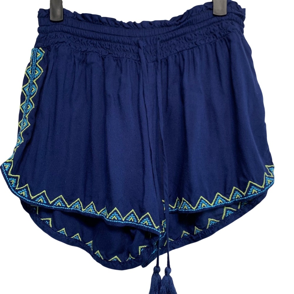 Red Camel Shorts Medium Embroidered‎ Tassel Boho Festival Summer Peasant Indie